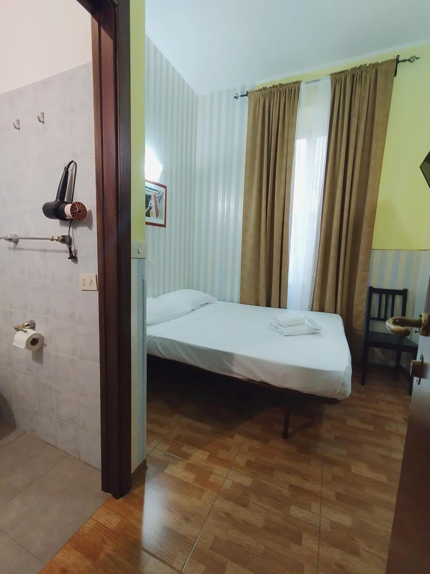 Booking Inn Settembre 95 Rome Bilik gambar